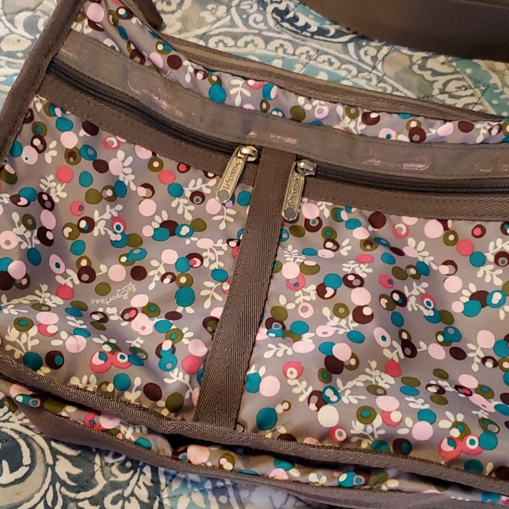 Lesportsac - Picture 3 of 4